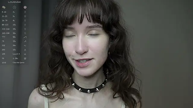 DellaLeck's Live XXX Chat