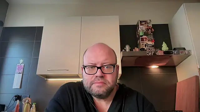 theitalianbear – webcam-show