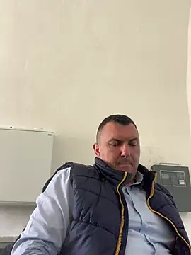 دردشة Mike8523 الجنسية المباشرة