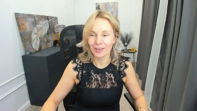 Sinty_Devis élő XXX-chatje