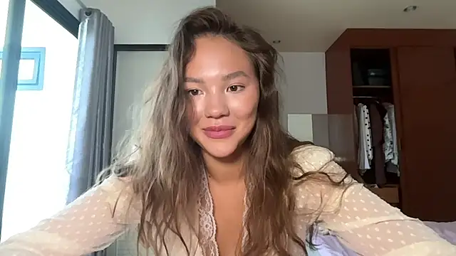 kamila_18_frenchn Webbikameraesitys