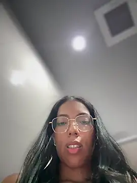 SheenaBrooke 即時 XXX 聊天