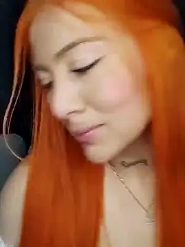 Anihaa: απευθείας συνομιλία ΧΧΧ