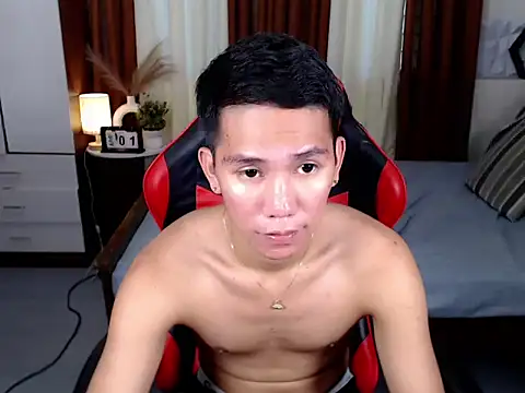 drinkmycumx webcam show