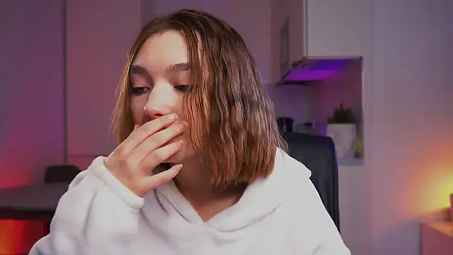 Leyla_crsh 现场XXX聊天