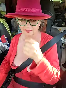 Hot-Muci 即時 XXX 聊天