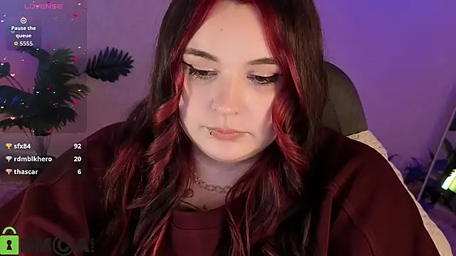 Mia_R0ss Chat XXX in diretta