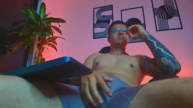 Вебкам-шоу ALPHA_DOMINUS_