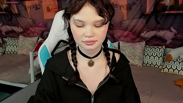 Chat +18 de EmilyChaves ao vivo