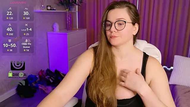 KellyKleineのライブXXXチャット