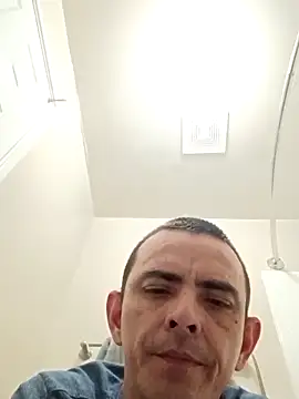 Vergadura590 ওয়েবক্যাম শো