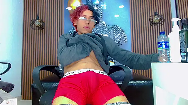 Pertunjukan Kamera Web DaviidBuckx_