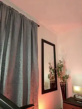 XXX chat uživo modela kem_hott