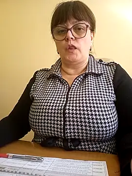 BrandiOhNight 现场XXX聊天