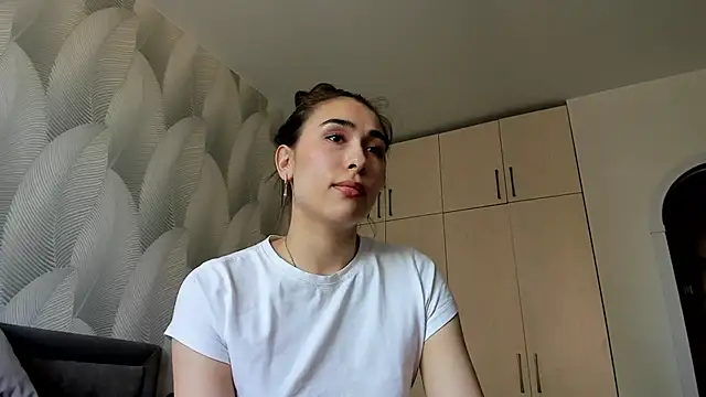 Bambiii_bby's Webcam Show