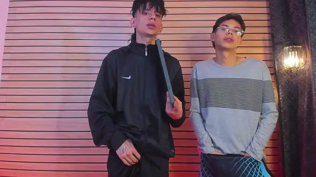 TheBatMansion: απευθείας συνομιλία ΧΧΧ