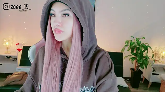 cuteezoe live XXX chat