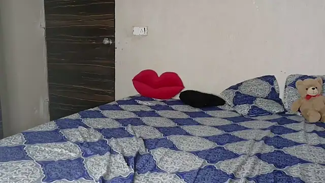 Russ-Malaiii: απευθείας συνομιλία ΧΧΧ