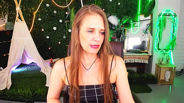 EmiliaBedy: απευθείας συνομιλία ΧΧΧ