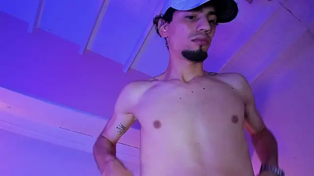 Chris_Angel_: απευθείας συνομιλία ΧΧΧ