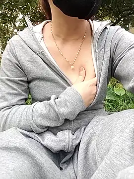 -__cherry__- 在線直播表演