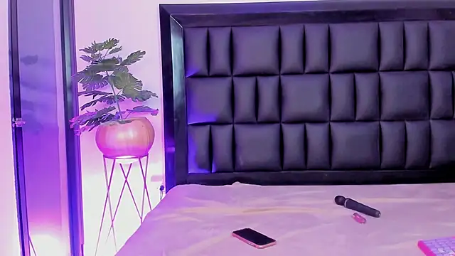 Živý XXX chat mia_roosee1