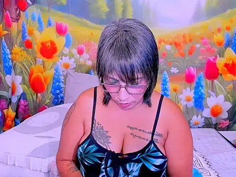 indianroxyのライブXXXチャット