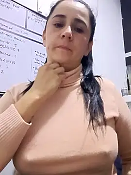 Sex_Annie Chat XXX live