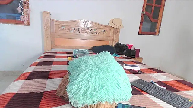 bratz_glloeのライブXXXチャット