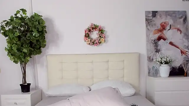 Chat +18 de MadonnaRossi ao vivo