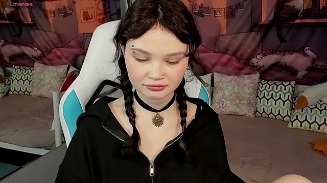 دردشة EmilyChaves الجنسية المباشرة