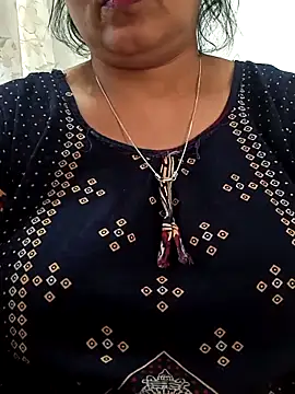 Chat +18 de angel_ridhi ao vivo