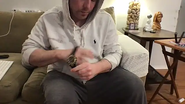 9VOLTT 现场XXX聊天