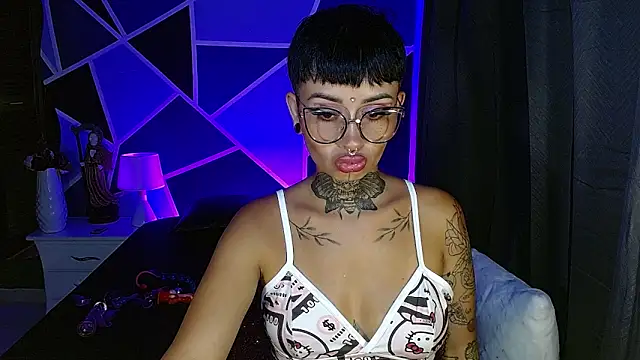 Sol_Baker Live XXX-chat