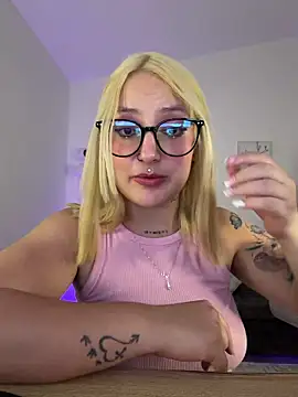 Czat XXX na żywo – Megan_lu2