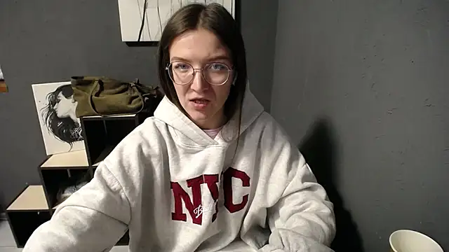 shining_pearl_'s Live XXX Chat