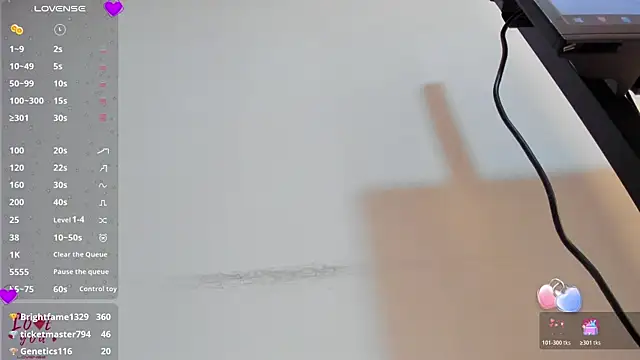 Chat +18 de Vahiolet_smith ao vivo