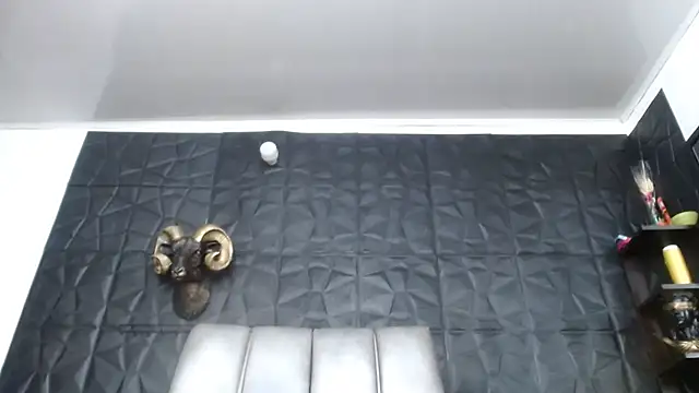 Chat +18 de Hanna_Fox_69 ao vivo