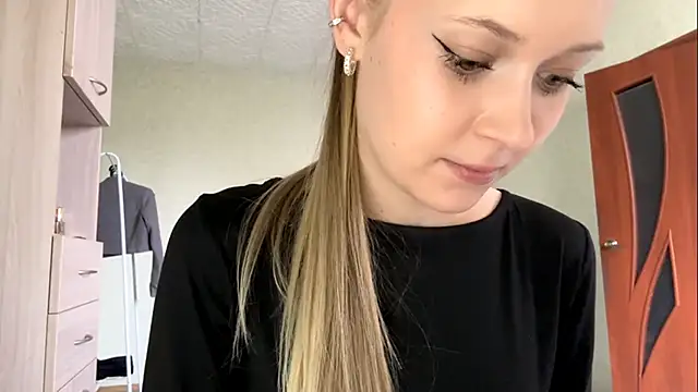 ZaidaSchwartenn Live XXX chat