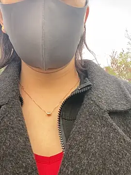 YOYO--728n Live XXX chat