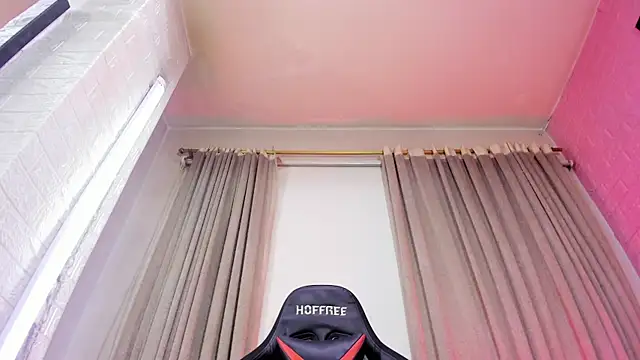 Show de Engel_boss na webcam