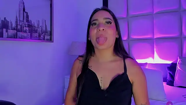 Chat +18 de SussyFox ao vivo