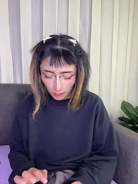 Chat +18 de baby_akuma ao vivo