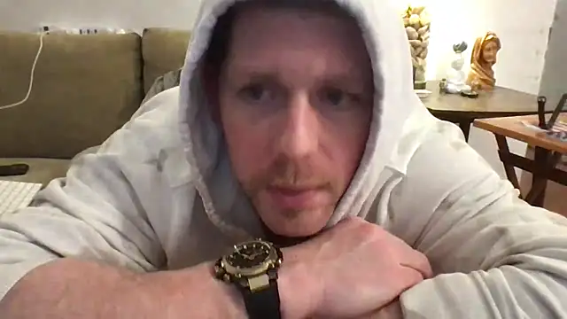 9VOLTT's Live XXX Chat