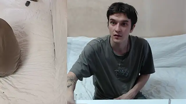 Show modela _0oo0_ na web-kameri