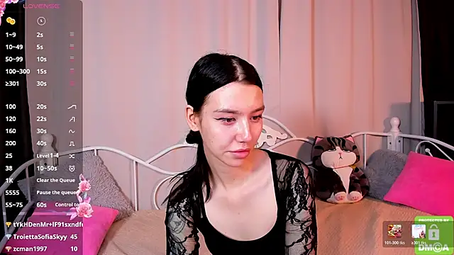 Amelia_skyy Adlı Modelin Canlı XXX Sohbeti