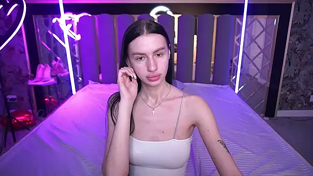 Snow_WhiteeeX Adlı Modelin Canlı XXX Sohbeti