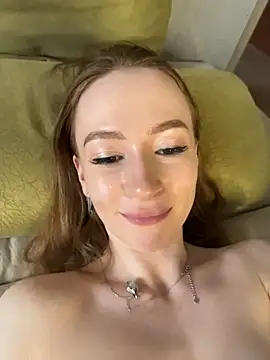 Little_Candy_18: онлайн-секс-чат