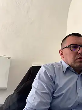 Mike8523 网络视讯表演