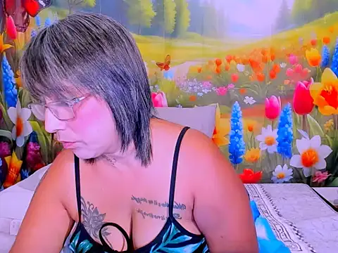 indianroxy 现场XXX聊天